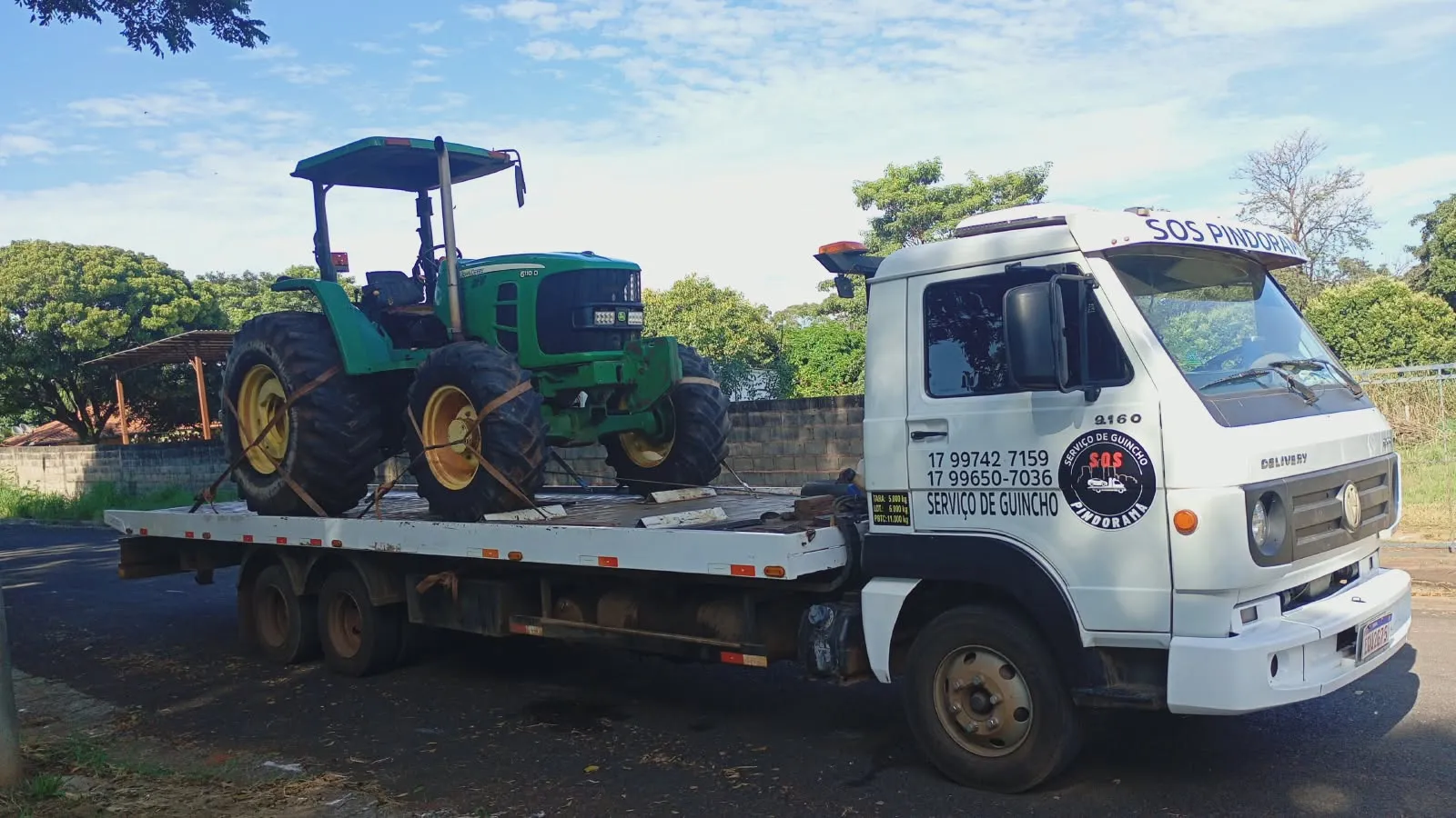 TRANSPORTE DE UM JHON DEERE 6110D