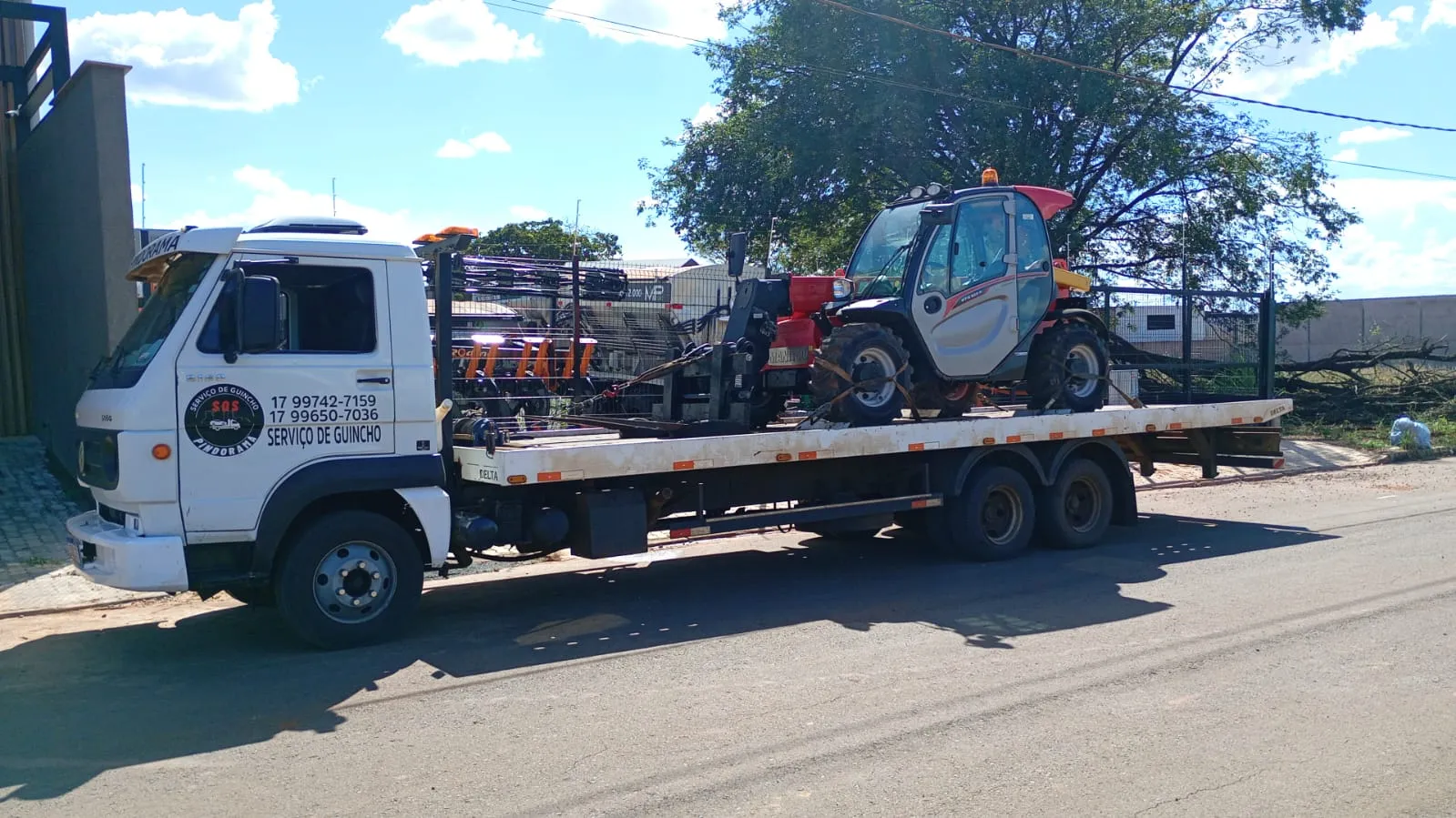 TRANSPORTE RÁPIDO SEGURO E CONFIÁVEL.